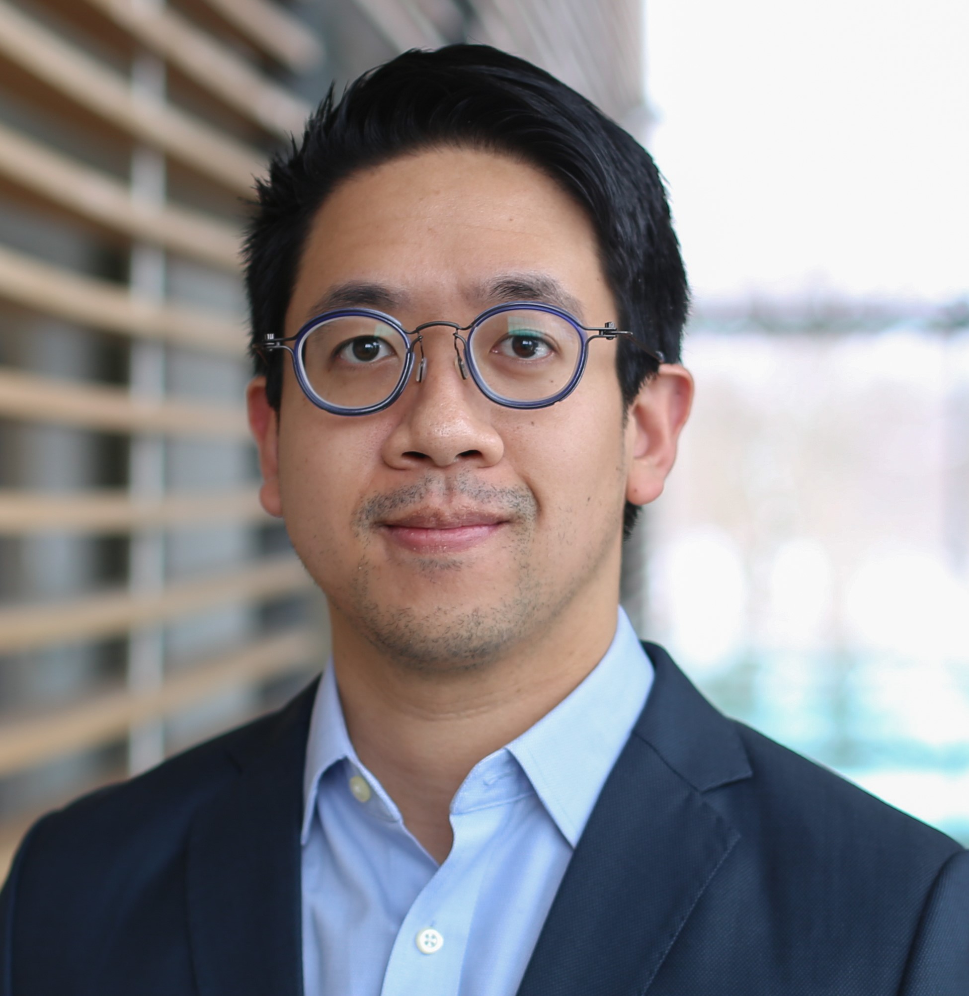 Dr. Justin Koh