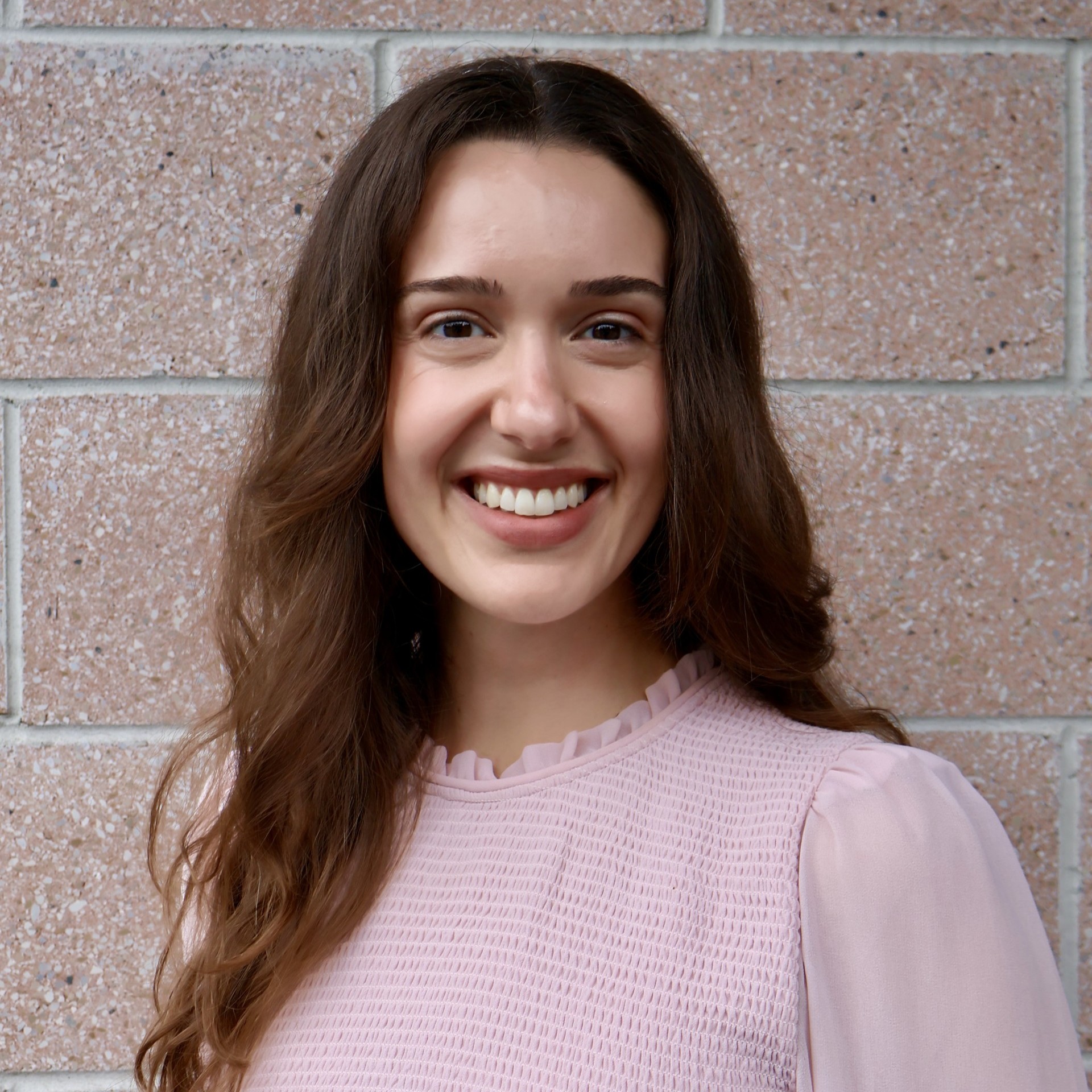 Dr. Hayley Manlove